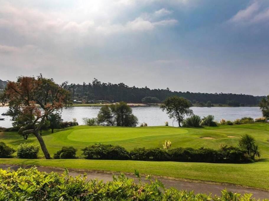 Quinta Da Barca House - Nada Melhor Que Juntar Luxo A Lazer Com Mar E Rio! エシュポゼンデ エクステリア 写真